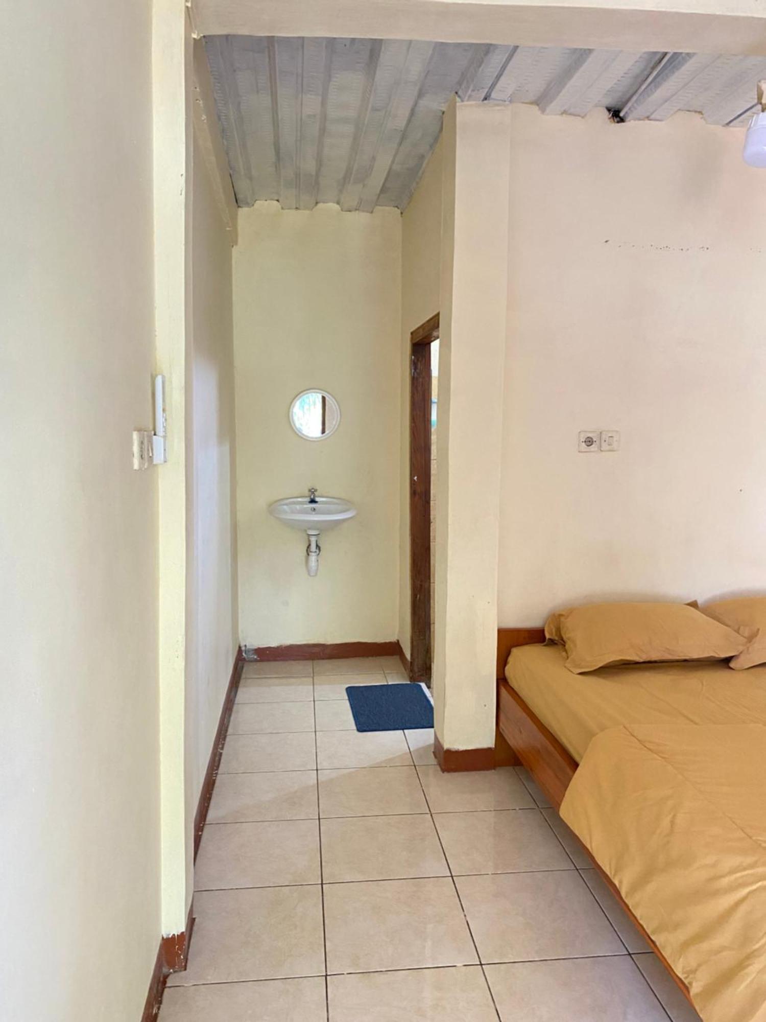 Pieter Homestay Labuan Bajo Exteriér fotografie